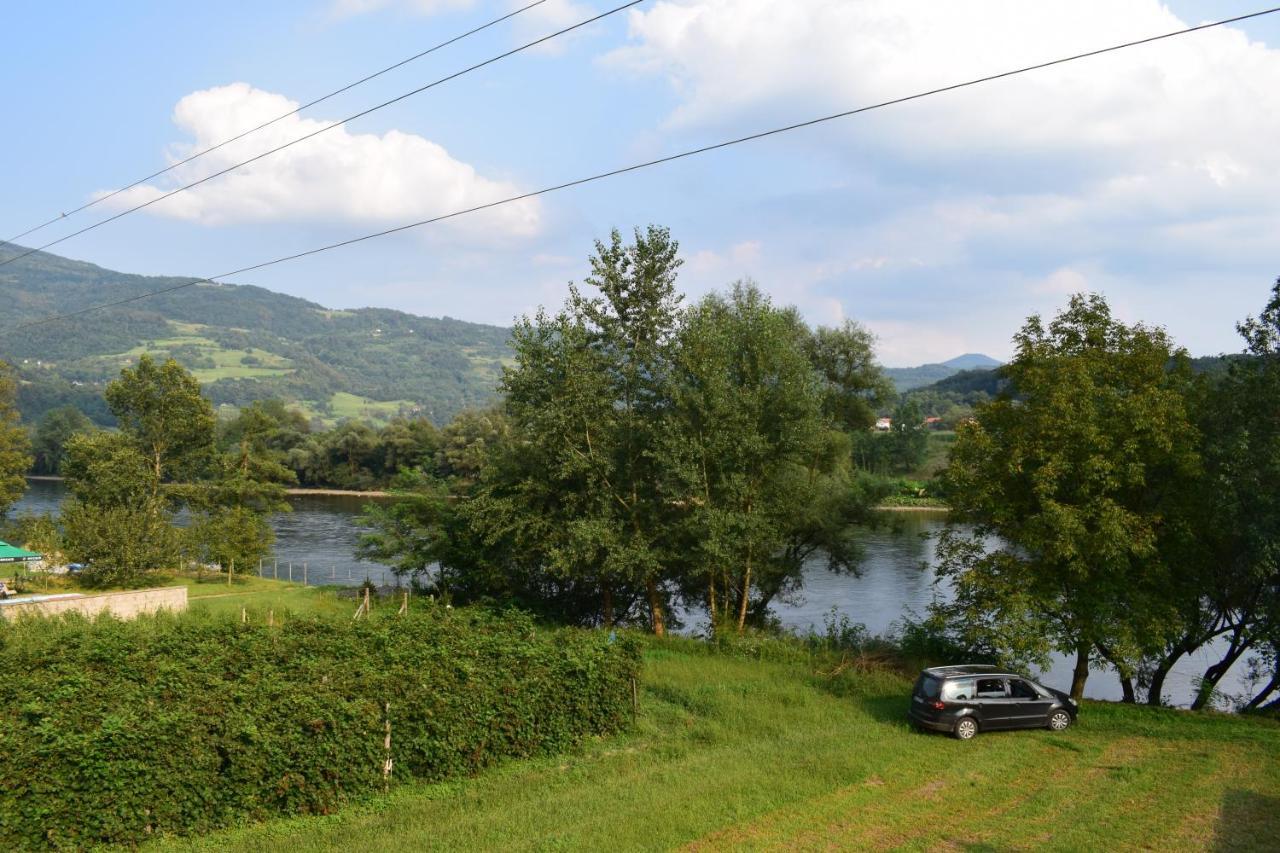 Villa Drinska Tisina à Ljubovija Extérieur photo